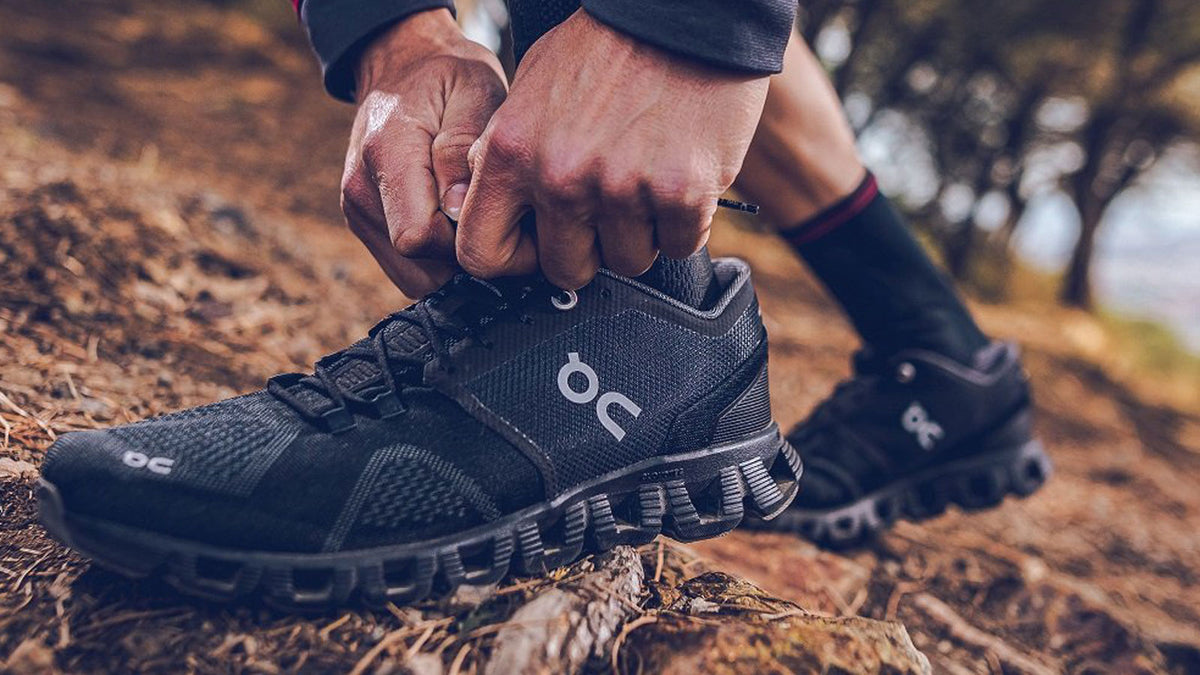 buy online sports shoes for mens