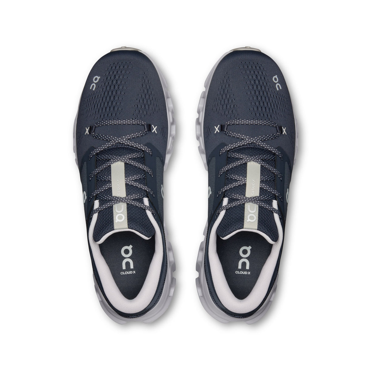 On Cloud X 5 men's training shoe in Navy/Glacier, top view of the pair
