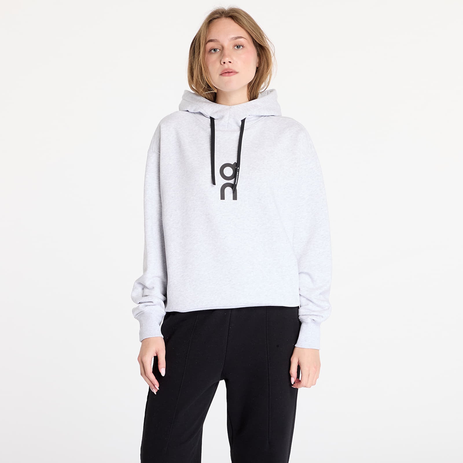 On Club Hoodie 1.0 W - Crater – The Sports Concept Store