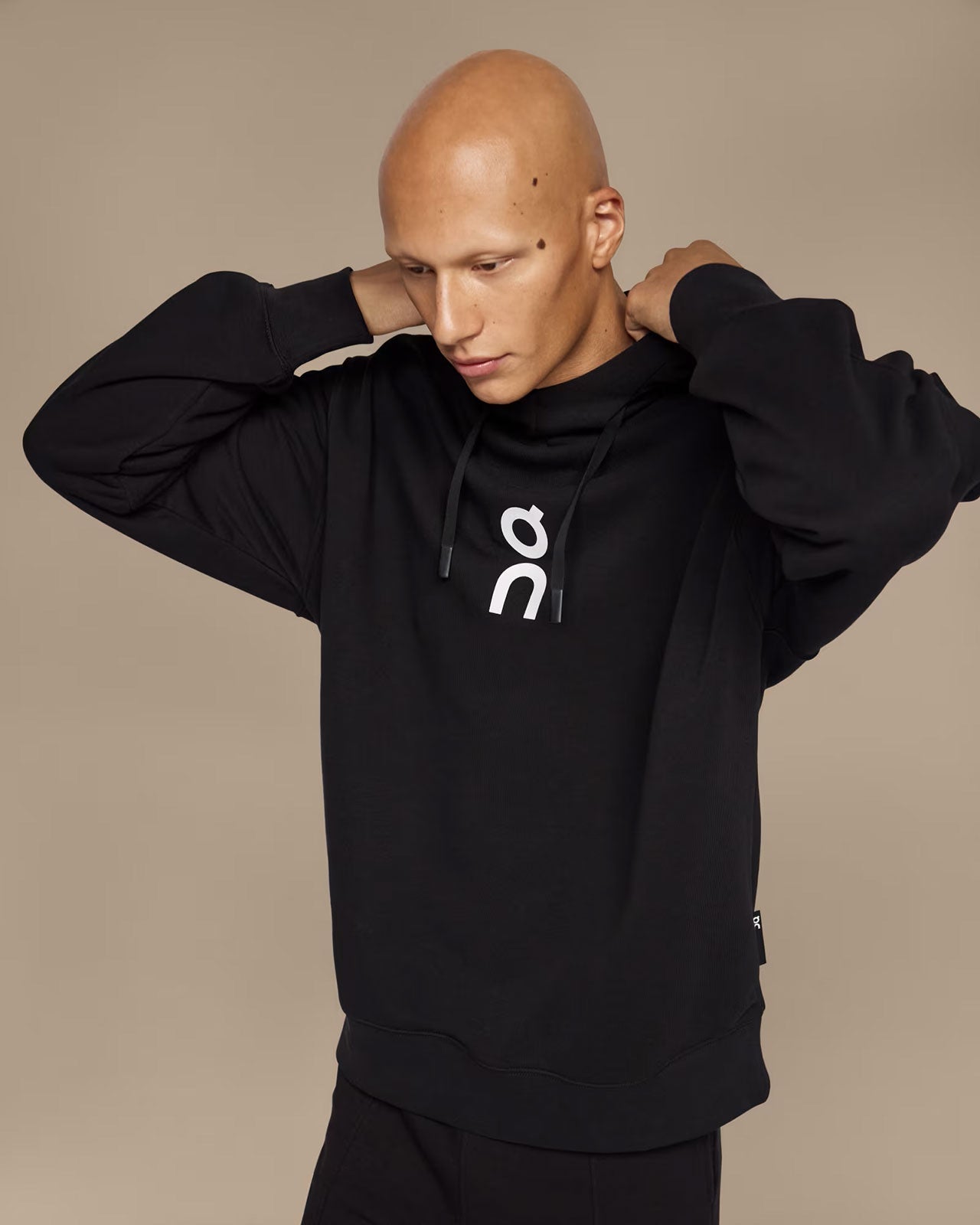 The Sports Concept Store | On Apparel | On Club Hoodie